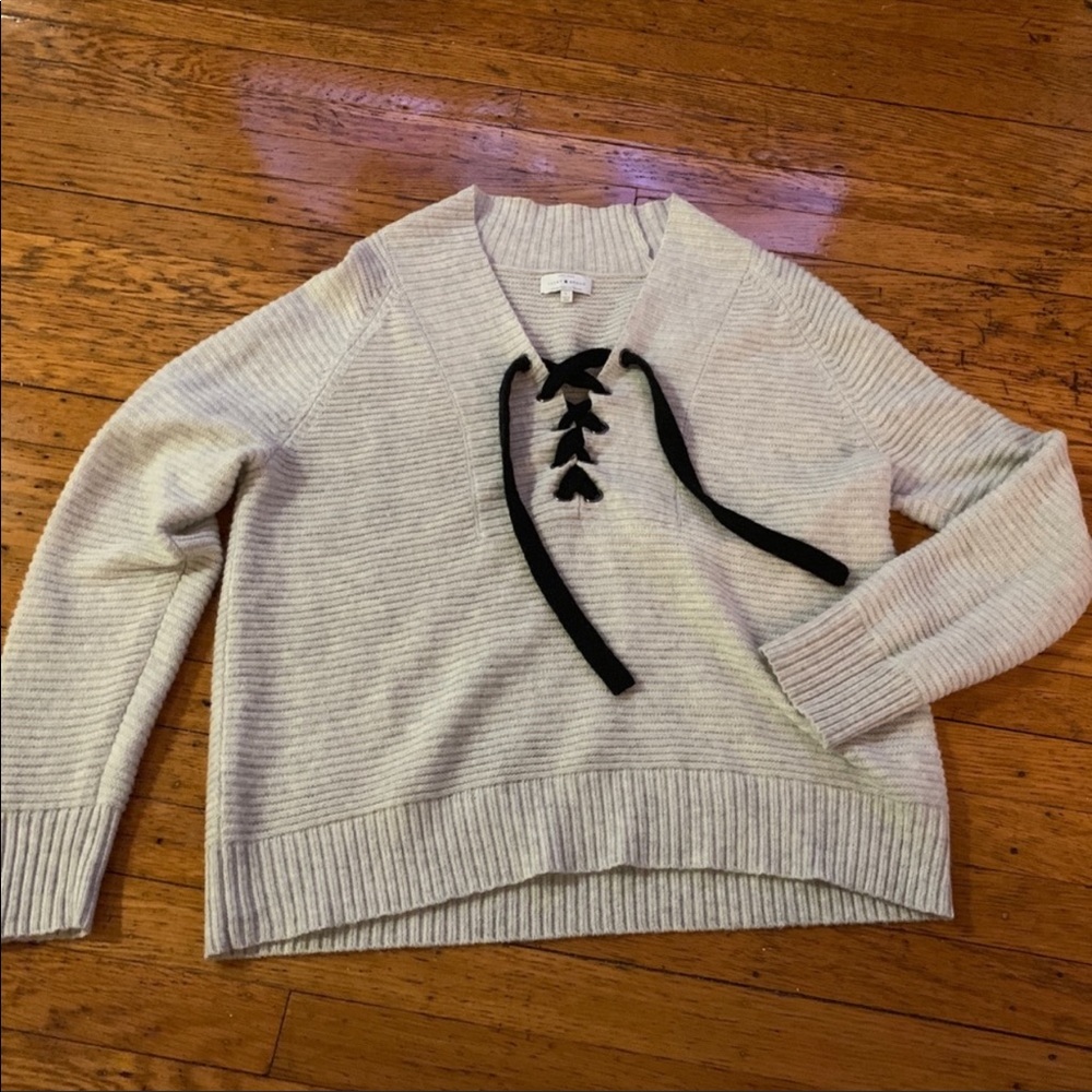 Lucky brand ☘️ sweater